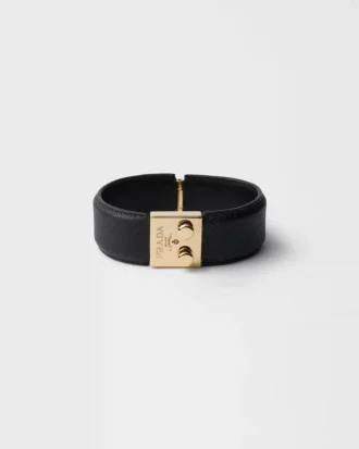 Armband i metall och Saffiano-läder