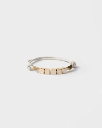 Armband i nappaläder