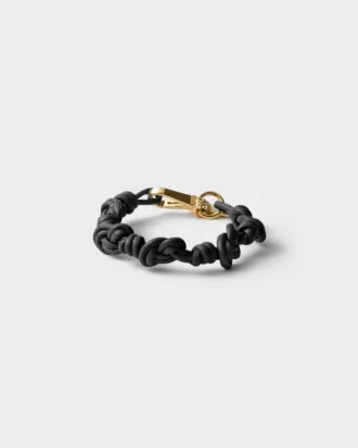 Armband i nappaläder