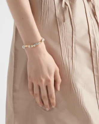 Armband i nappaläder