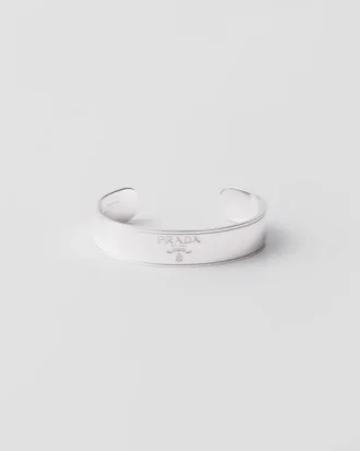 Armband med logotyp