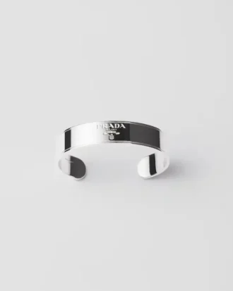 Armband med logotyp