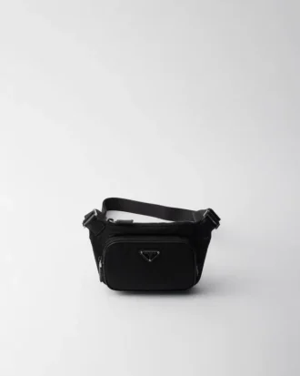 Axelväska i Re-Nylon och Saffiano-läder
