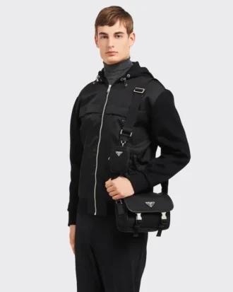 Axelväska i Re-Nylon och Saffiano-läder