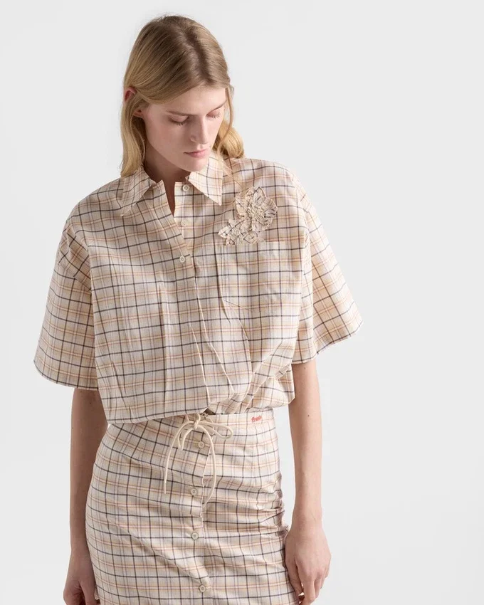 Broderad rutig poplin-top Broderad rutig poplin-top
