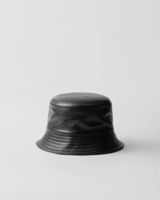 Bucket hat i nappaläder Bucket hat i nappaläder