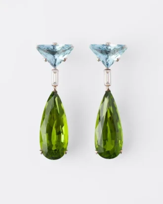 Couleur Vivante hängeörhängen – vitguld med akvamarin, peridot och diamanter
