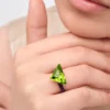 Couleur Vivante solitärring – vitguld med peridot och ametist Couleur Vivante solitärring – vitguld med peridot och ametist