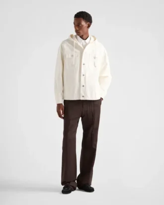 Denimskjorta med huva Denimskjorta med huva