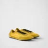 Dölj Re-Nylon och mocka elastiska sneakers Dölj Re-Nylon och mocka elastiska sneakers