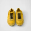 Dölj Re-Nylon och mocka elastiska sneakers Dölj Re-Nylon och mocka elastiska sneakers