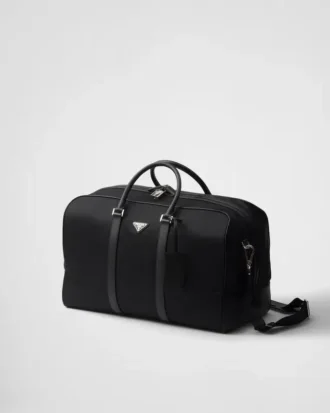 Duffelväska i Re-Nylon och Saffiano-läder