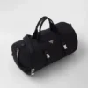Duffelväska i Re-Nylon och Saffiano-läder Duffelväska i Re-Nylon och Saffiano-läder