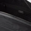 Duffelväska i Re-Nylon och Saffiano-läder Duffelväska i Re-Nylon och Saffiano-läder