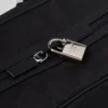 Duffelväska i Re-Nylon och Saffiano-läder Duffelväska i Re-Nylon och Saffiano-läder