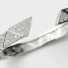 Eternal Gold armband i vitguld med pavé-diamanter Eternal Gold armband i vitguld med pavé-diamanter