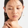 Eternal Gold Cut-Out Drop Earrings i gult guld med diamanter Eternal Gold Cut-Out Drop Earrings i gult guld med diamanter