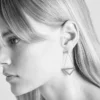 Eternal Gold Cut-Out Drop Earrings i gult guld med diamanter Eternal Gold Cut-Out Drop Earrings i gult guld med diamanter