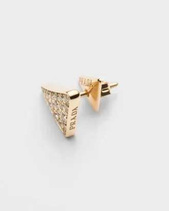 Eternal Gold enkelörhänge i gult guld med diamanter Eternal Gold enkelörhänge i gult guld med diamanter