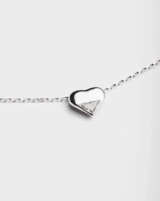 Eternal Gold Nano Heart-halsband i vitt guld med laboratorieframställd diamant Eternal Gold Nano Heart-halsband i vitt guld med laboratorieframställd diamant