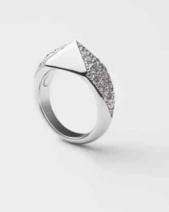 Eternal Gold-ring i vitt guld med diamanter Eternal Gold-ring i vitt guld med diamanter