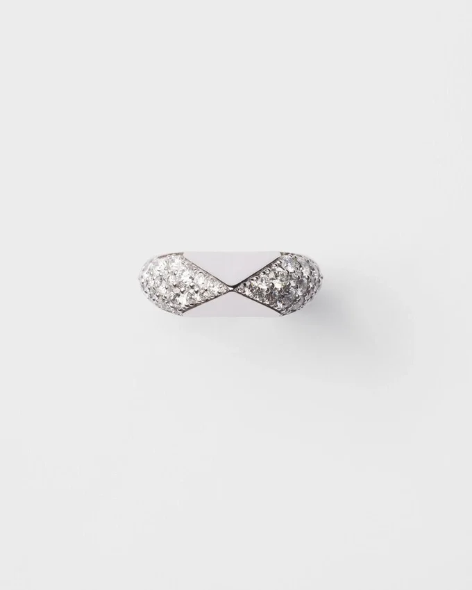 Eternal Gold-ring i vitt guld med diamanter Eternal Gold-ring i vitt guld med diamanter