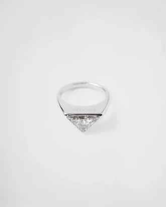 Eternal Gold-ring i vitt guld med laboratorieframställd diamant Eternal Gold-ring i vitt guld med laboratorieframställd diamant