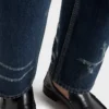 Femfickade tvättade jeans