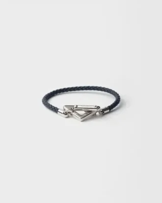 Flätat armband i nappaläder