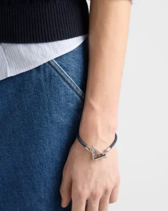 Flätat armband i nappaläder