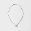 Halsband i emaljerad metall Halsband i emaljerad metall