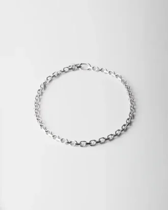 Halsband med silverkedja