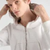 Hoodie med läderdragkedja Hoodie med läderdragkedja