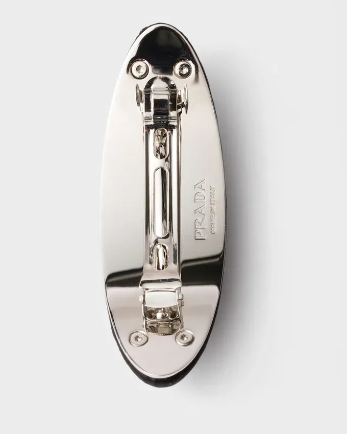 Hårspänne i satin och kristall Hårspänne i satin och kristall