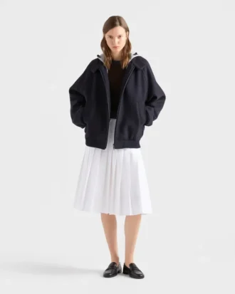 Jacka i tyg och bomullsfleece