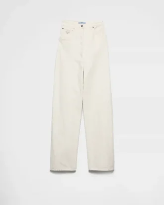 Jeans med vida ben