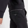 Joggingbyxor med detaljer i Re-Nylon Joggingbyxor med detaljer i Re-Nylon