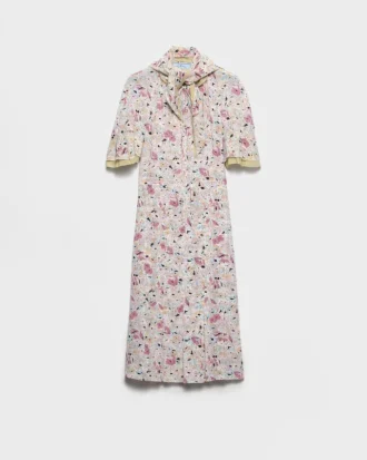 Klänning i georgette med blommönster Klänning i georgette med blommönster
