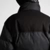 Kort Re-Nylon-dunjacka Kort Re-Nylon-dunjacka