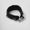 Kristallbesatt satin-halsband Kristallbesatt satin-halsband