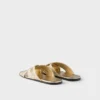 Läder-sandaler med korsande remmar Läder-sandaler med korsande remmar