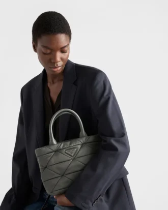 Liten vadderad Re-Nylon-väska
