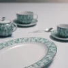 Litet serveringsfat i porslin – Vienna Green Litet serveringsfat i porslin – Vienna Green
