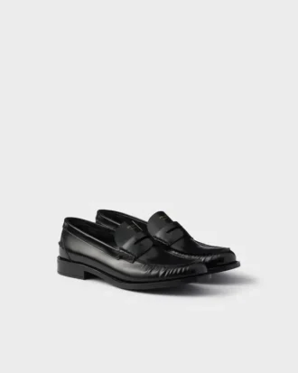Loafers i borstat läder
