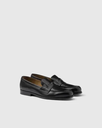 Loafers i borstat läder