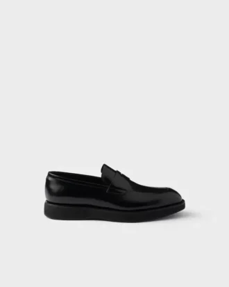 Loafers i borstat läder