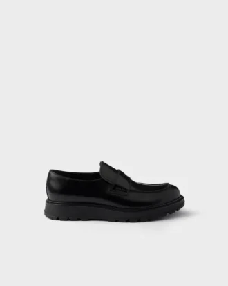Loafers i borstat läder