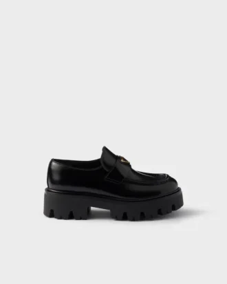 Loafers i borstat läder