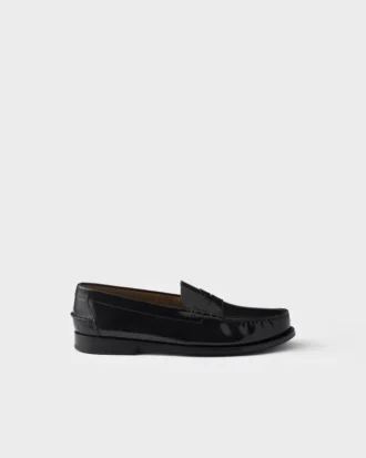 Loafers i borstat läder