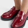 Loafers i chokladbrunt borstat läder Loafers i chokladbrunt borstat läder